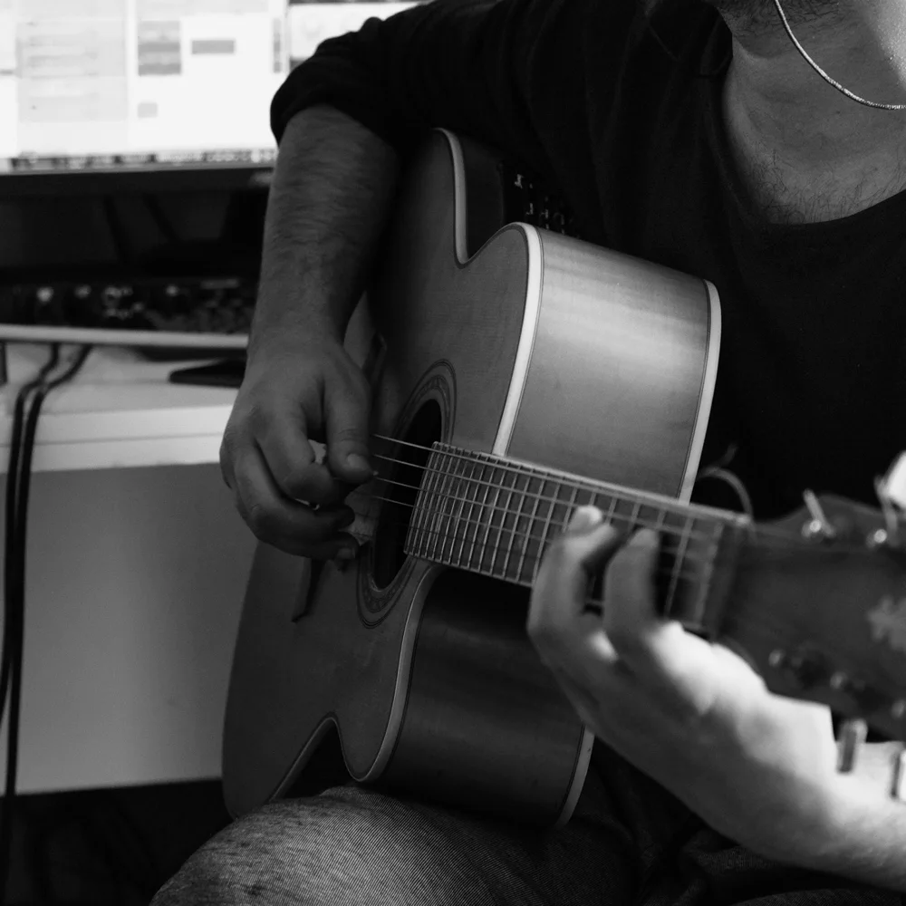 Öyle Ki için Apple Music kataloğunda doğrulanan resmî yayın kapağı.